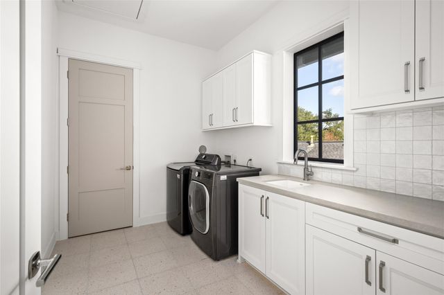 1136 Woodland Street, Houston, TX 77009