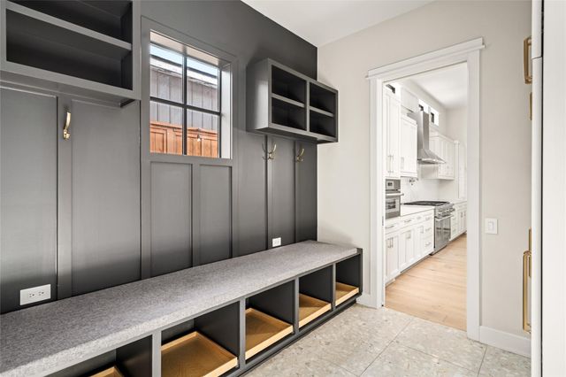 1136 Woodland Street, Houston, TX 77009