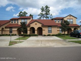 330 REDWOOD Lane, St. Johns, FL 32259