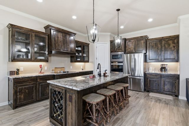 162 Crenshaw Court, Stephenville, TX 76401