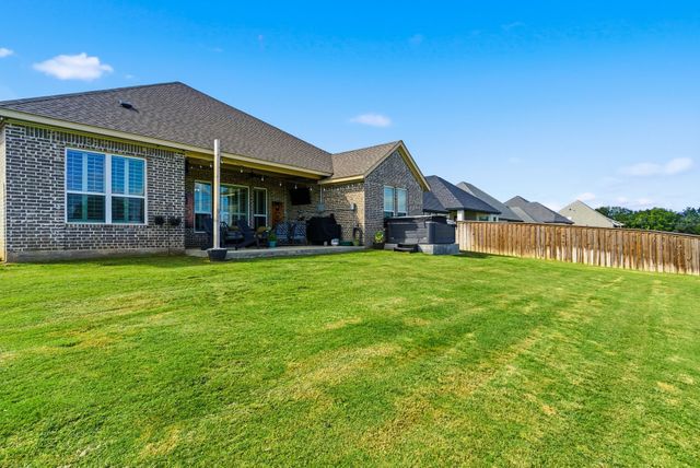 162 Crenshaw Court, Stephenville, TX 76401