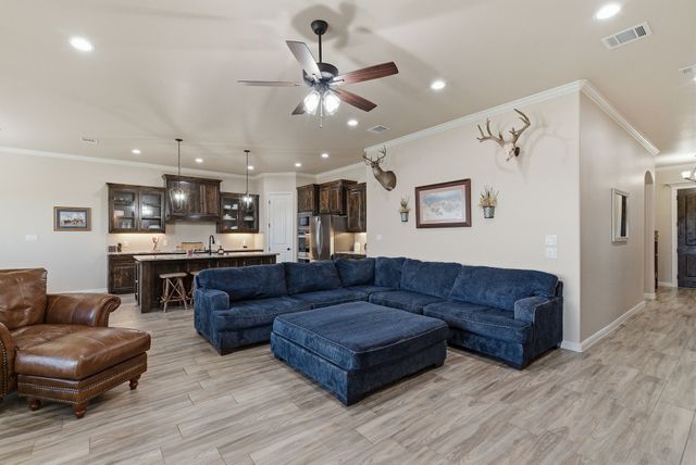 162 Crenshaw Court, Stephenville, TX 76401