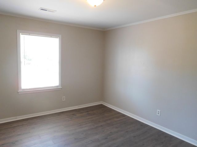 121 Robinhood Drive Drive, Gaffney, SC 29341