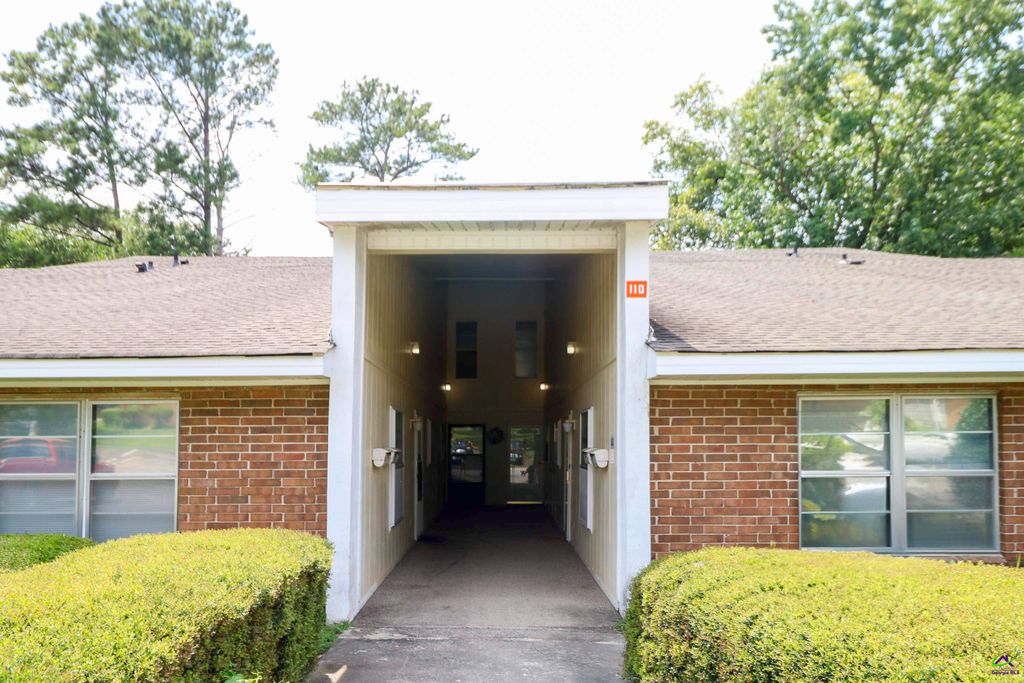 110B Westcliff Circle, Warner Robins, GA 31093