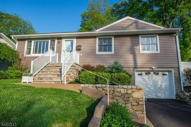 540 Herrick Dr, Rockaway Twp., NJ 07801