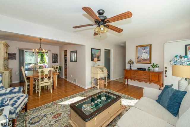 540 Herrick Dr, Rockaway Twp., NJ 07801