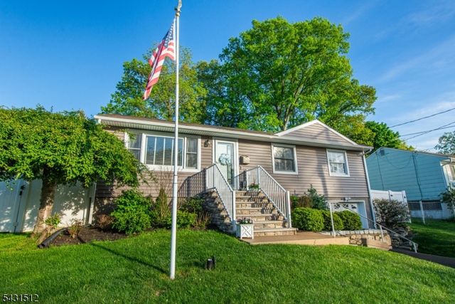 540 Herrick Dr, Rockaway Twp., NJ 07801