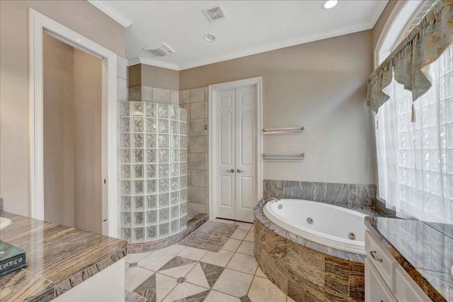 15103 Coral Oak Court, Houston, TX 77059