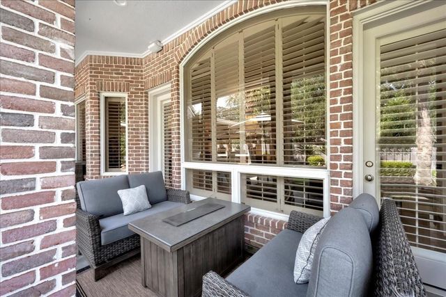 15103 Coral Oak Court, Houston, TX 77059