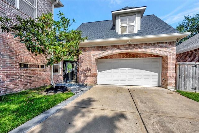 15103 Coral Oak Court, Houston, TX 77059