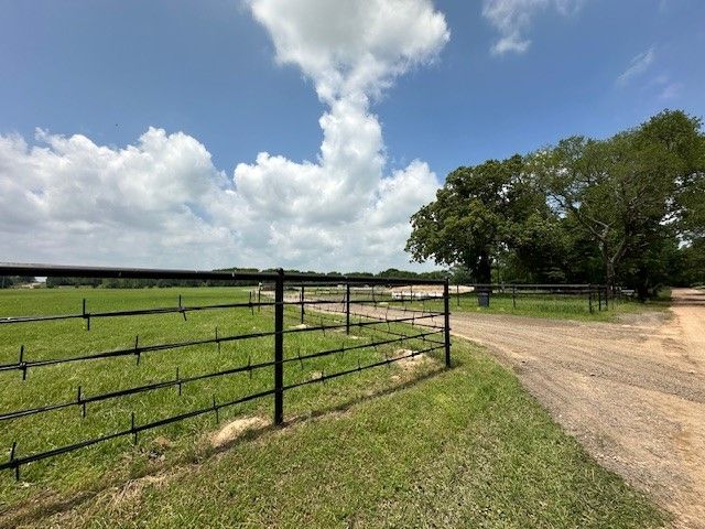 9102 County Road 3816, Athens, TX 75752
