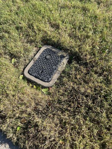 2414 17th Street N, Texas City, TX 77590