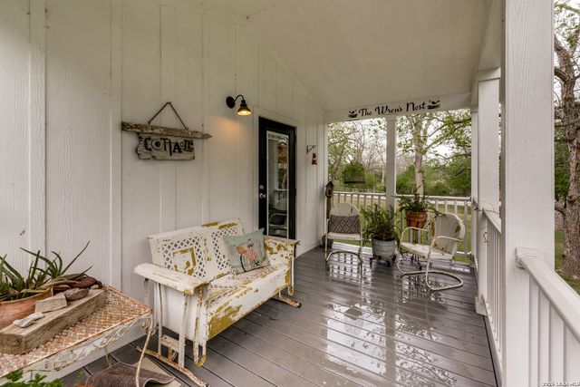 827 Schumanns Beach, New Braunfels, TX 78130