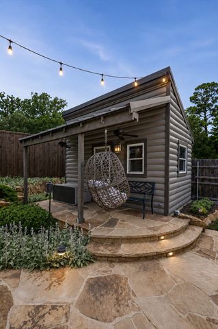 2128 Emerson Lane, Denton, TX 76209
