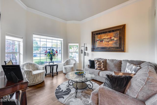 4637 W MISTY WILLOW Lane, Glendale, AZ 85310