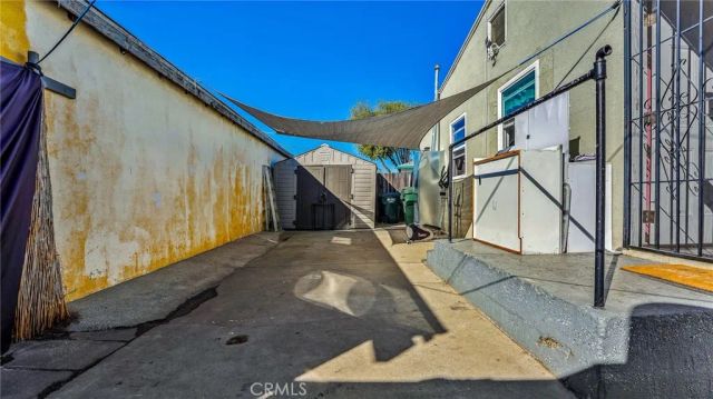 6546 Foster Bridge Blvd, Bell Gardens, CA 90201