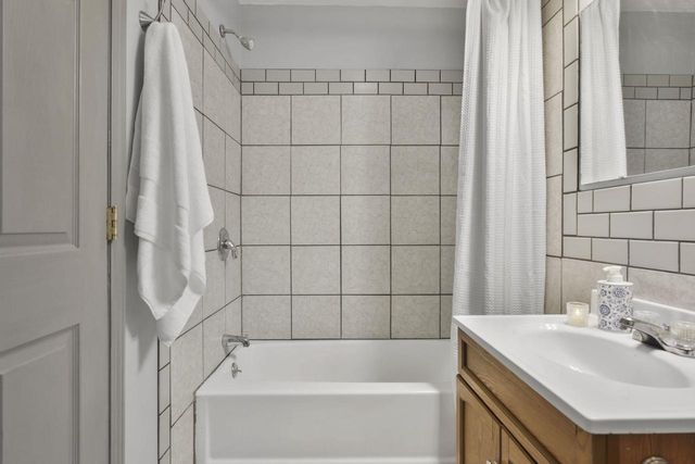 248 Marquette Street, Madison, WI 53704