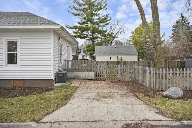 248 Marquette Street, Madison, WI 53704