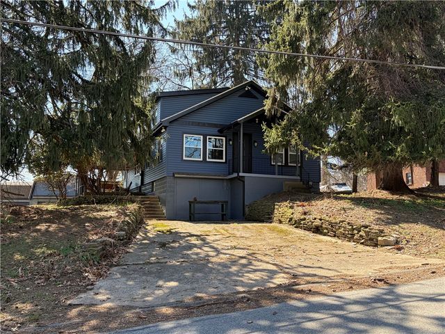 345 Garvin Rd, Finleyville, PA 15332