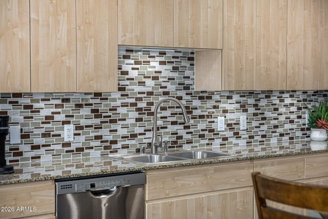 16 W ENCANTO Boulevard 408, Phoenix, AZ 85003