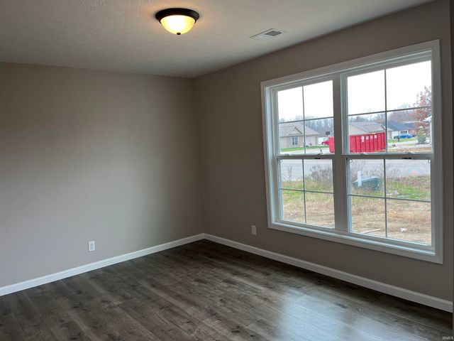 450 Mallard Circle, Chandler, IN 46710