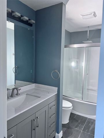 824 Johnston Lane, Cedar Hill, TX 75104