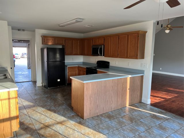 824 Johnston Lane, Cedar Hill, TX 75104