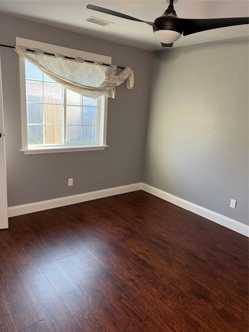 824 Johnston Lane, Cedar Hill, TX 75104