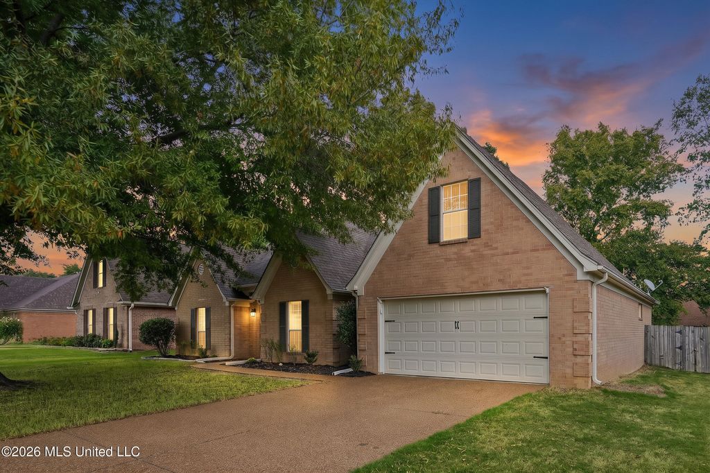9102 Travis Drive, Olive Branch, MS 38654 — exterior