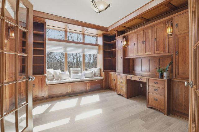 8295 Foxberry Court, Savage, MN 55378