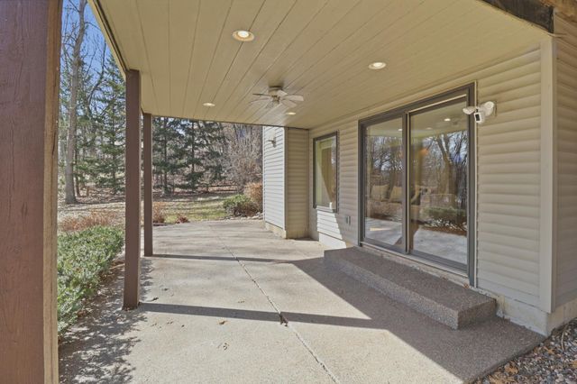 8295 Foxberry Court, Savage, MN 55378