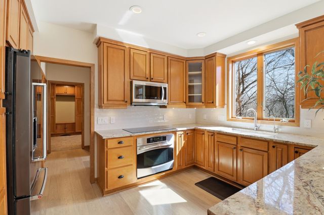 8295 Foxberry Court, Savage, MN 55378