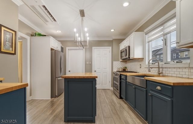 1715 Dill Ave, Linden City, NJ 07036