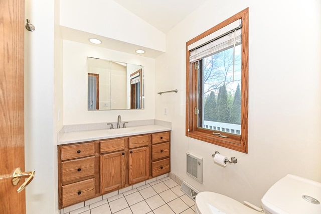 12405 North LANE, New Berlin, WI 53151