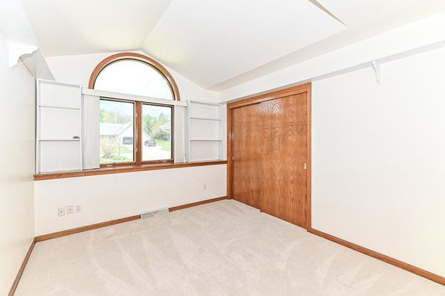 12405 North LANE, New Berlin, WI 53151