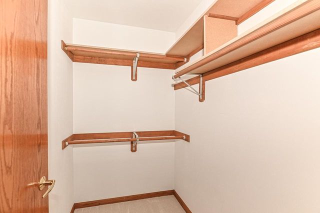 12405 North LANE, New Berlin, WI 53151