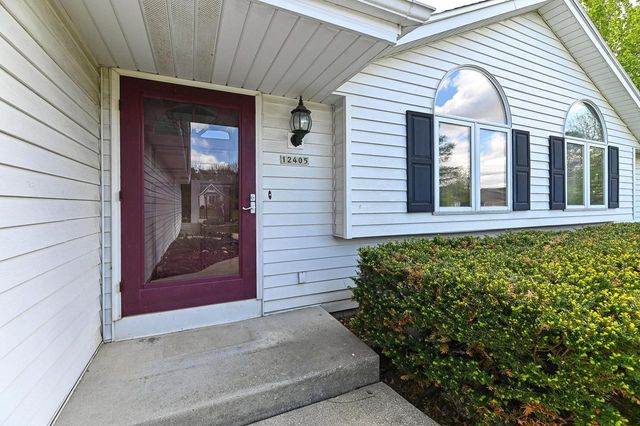 12405 North LANE, New Berlin, WI 53151