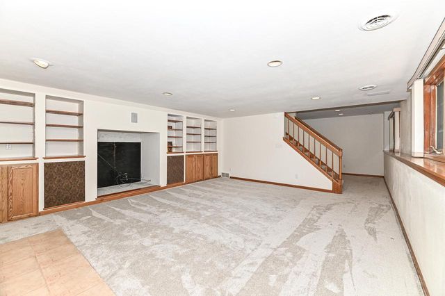 12405 North LANE, New Berlin, WI 53151