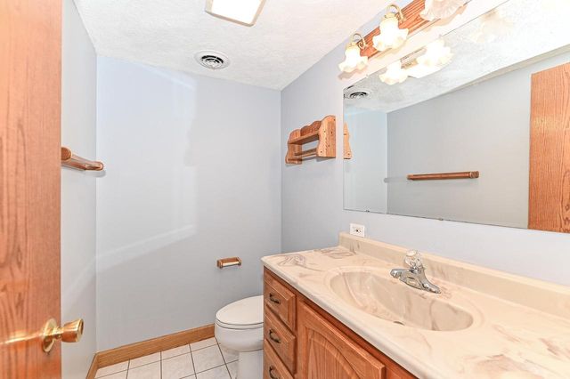 12405 North LANE, New Berlin, WI 53151