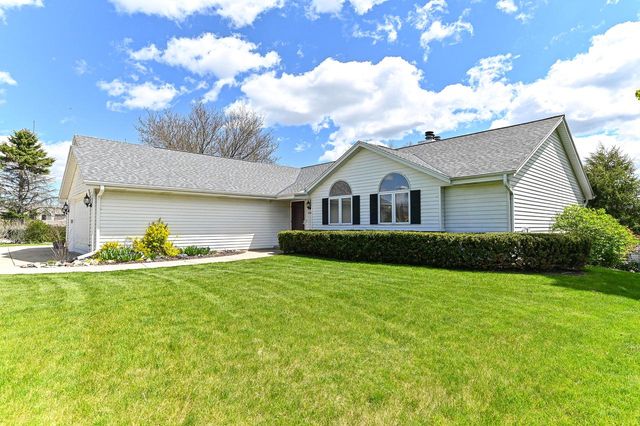 12405 North LANE, New Berlin, WI 53151