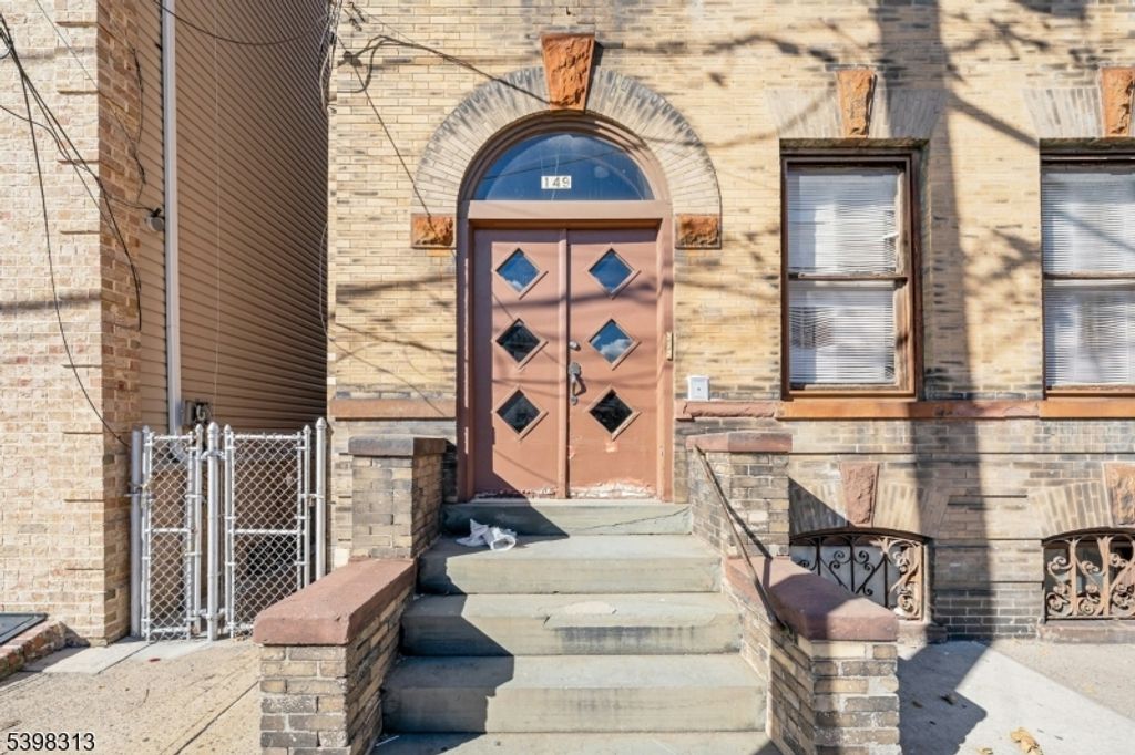 149 Union St, Newark City, NJ 07105 — photo 2