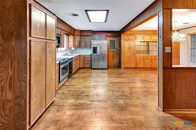 711 Northgate Road, Victoria, TX 77904