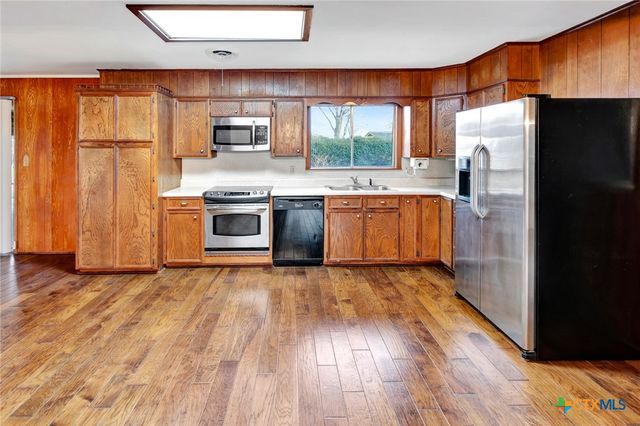 711 Northgate Road, Victoria, TX 77904