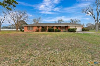 711 Northgate Road, Victoria, TX 77904
