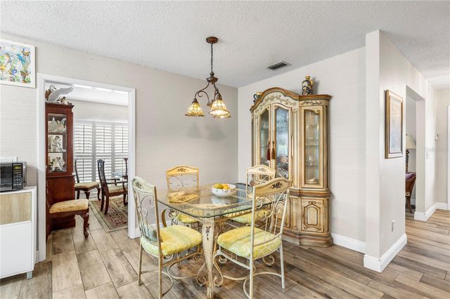 7001 TWELVE OAKS BOULEVARD, Tampa, FL 33634