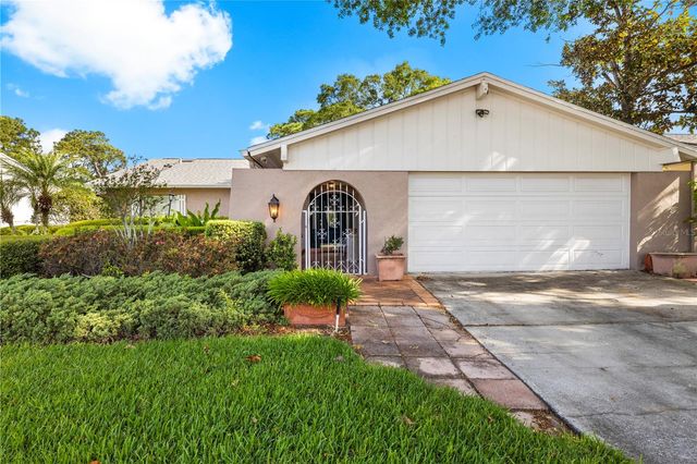 7001 TWELVE OAKS BOULEVARD, Tampa, FL 33634