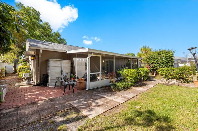 7001 TWELVE OAKS BOULEVARD, Tampa, FL 33634