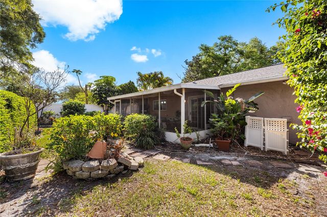 7001 TWELVE OAKS BOULEVARD, Tampa, FL 33634