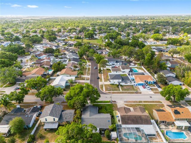 7001 TWELVE OAKS BOULEVARD, Tampa, FL 33634