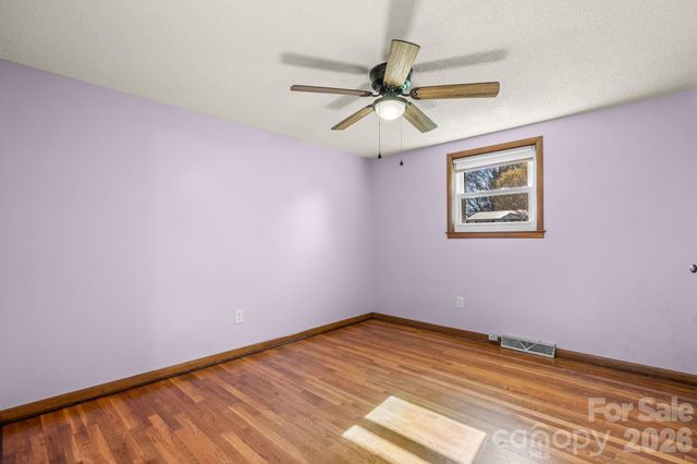 2576 Kingston Street, Newton, NC 28658